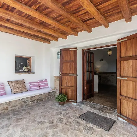 Beautiful Mansion In With Jacuzzi * Santa Eulària des Riu