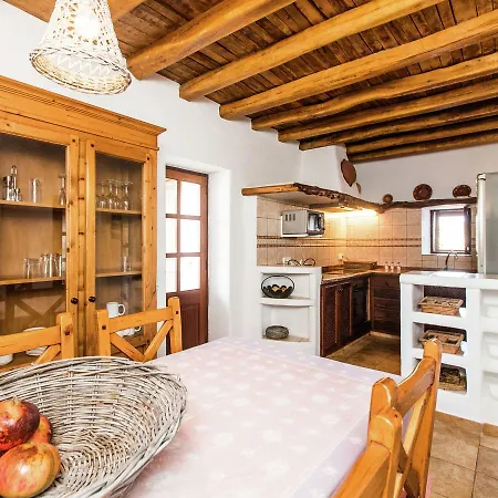 Σπίτι διακοπών Beautiful Mansion In With Jacuzzi