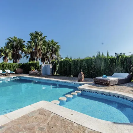 Beautiful Mansion In With Jacuzzi Σπίτι διακοπών *